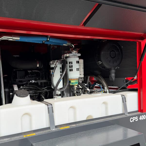 Chicago Pneumatic CPS 400-9, 400 CFM Diesel Compressor - Image 3